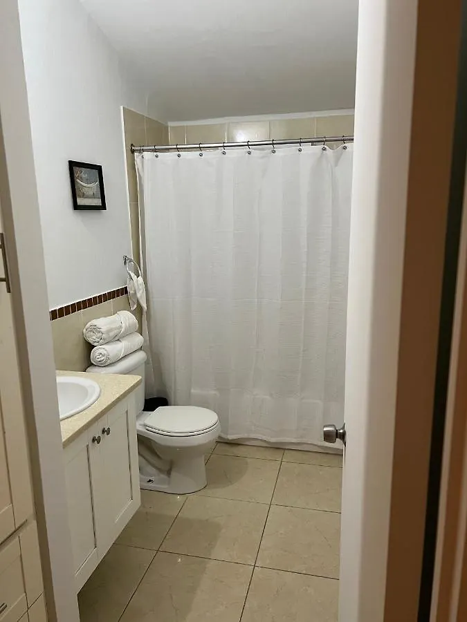 Joy Estate Rooftop Pool N View Unit #1 Falmouth Holiday home