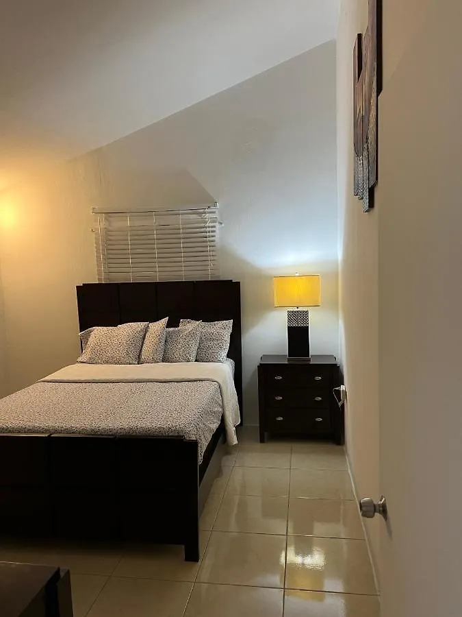 Joy Estate Rooftop Pool N View Unit #1 Falmouth