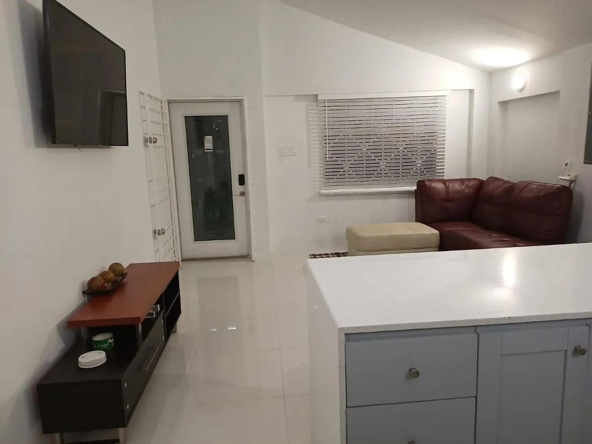 Joy Estate Rooftop Pool N View Unit #1 Falmouth Holiday home