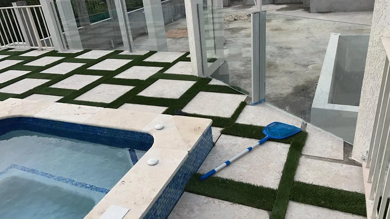 Holiday home Joy Estate Rooftop Pool N View Unit #1 Falmouth