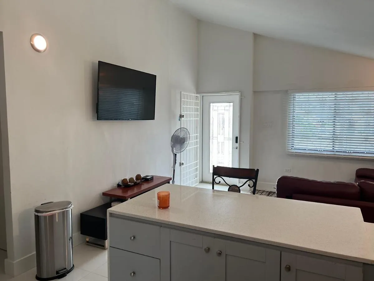 Holiday home Joy Estate Rooftop Pool N View Unit #1 Falmouth Jamaica